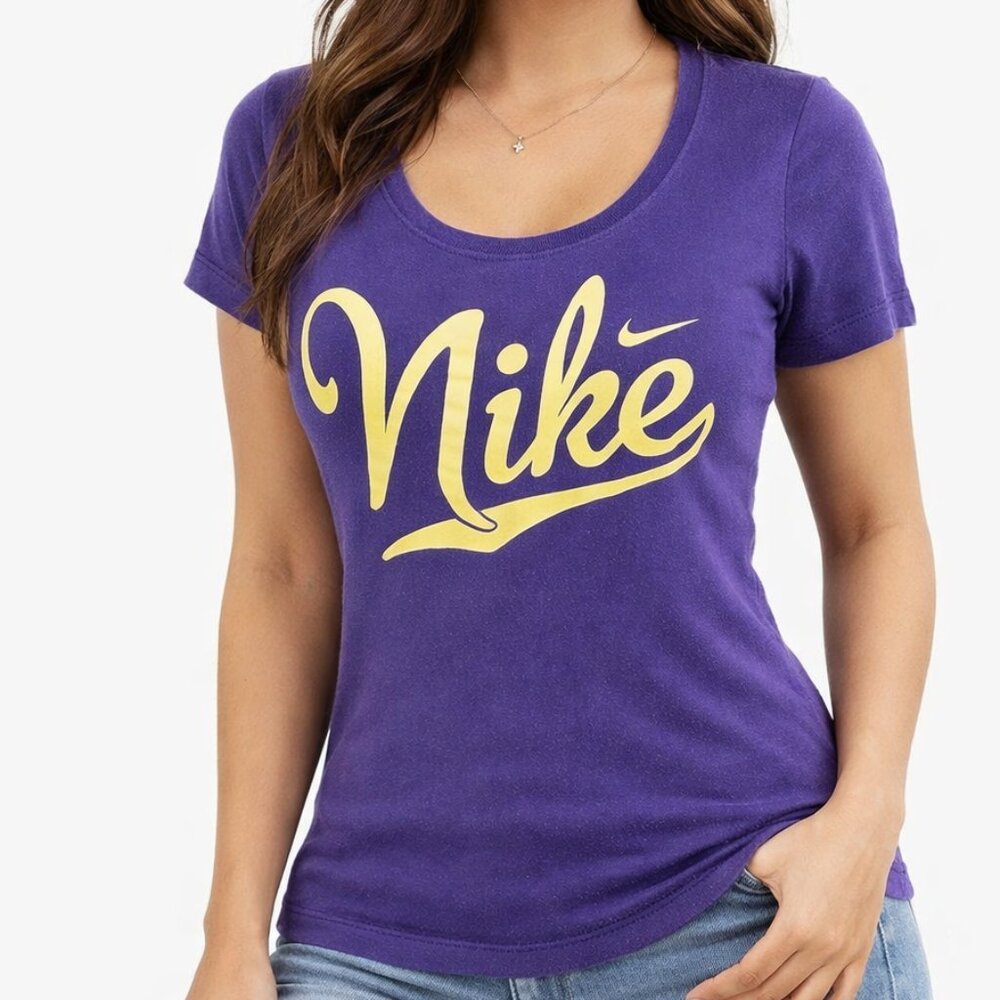 Vintage Y2K Nike Purple Script Logo Baby Tee 100% Cotton Fitted Scoop Neck S